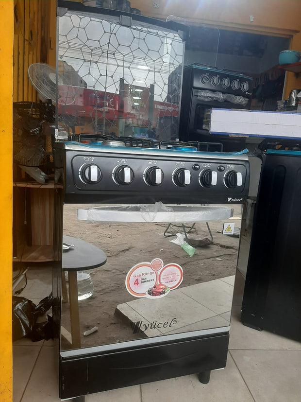 Grande gazinière Yucel 4 feux inox vue de face