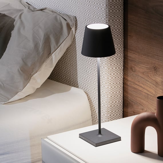Lampe Veilleuse Tactile au chevet du lit