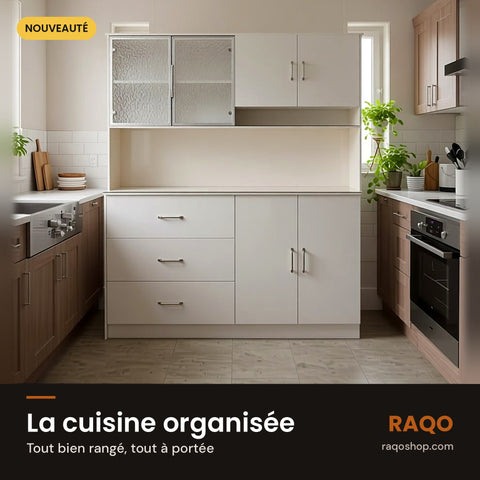 Meuble de cuisine JS166-5 blanc avec rangements hauts, trois tiroirs et portes basses, présenté dans une cuisine.