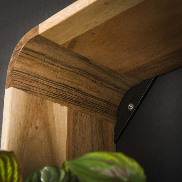 Fixation d’une étagère murale cube en bois
